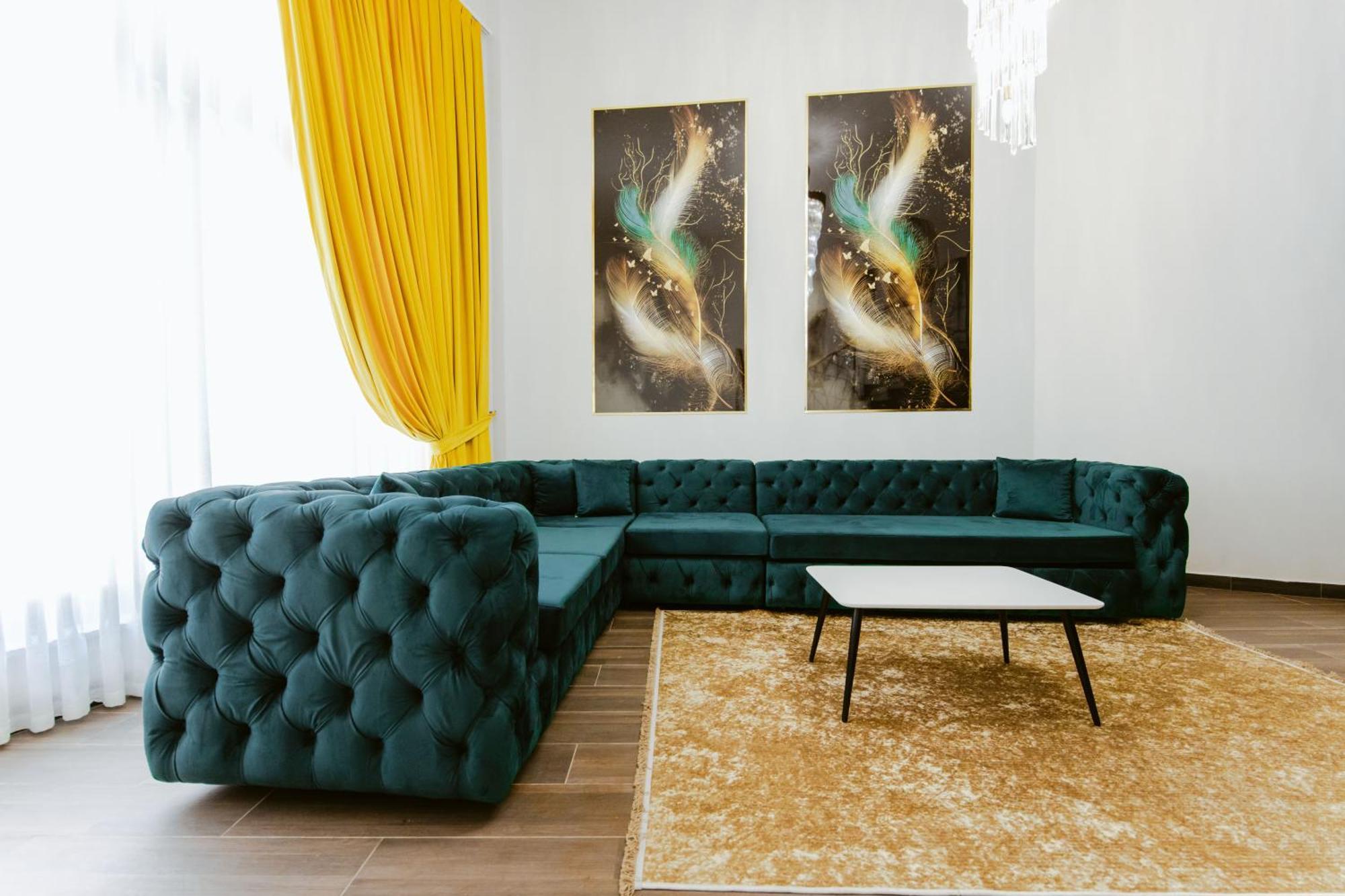 Kryemëdhej Andor Luxury Hotel & Duplex מראה חיצוני תמונה